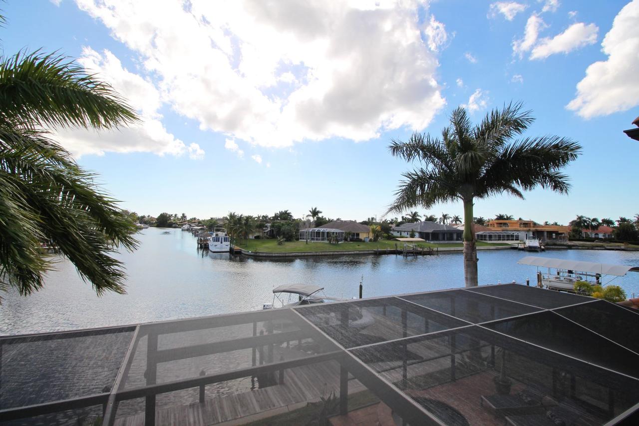 Holland House Cape Coral, 2732 Southwest 25th Street - thumb 27