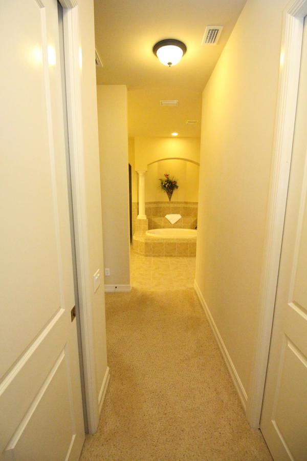 Holland House Cape Coral, 2732 Southwest 25th Street - thumb 38