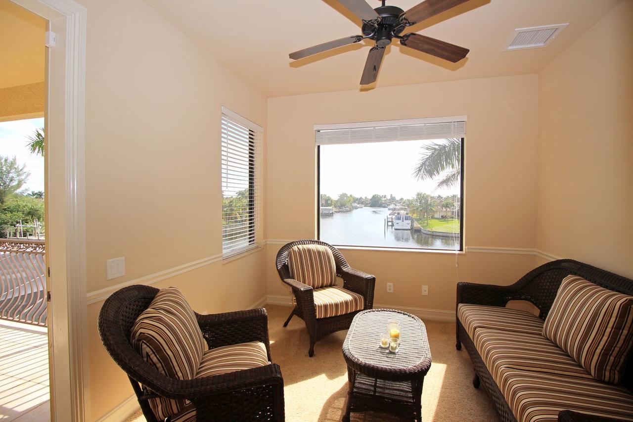 Holland House Cape Coral, 2732 Southwest 25th Street - thumb 25