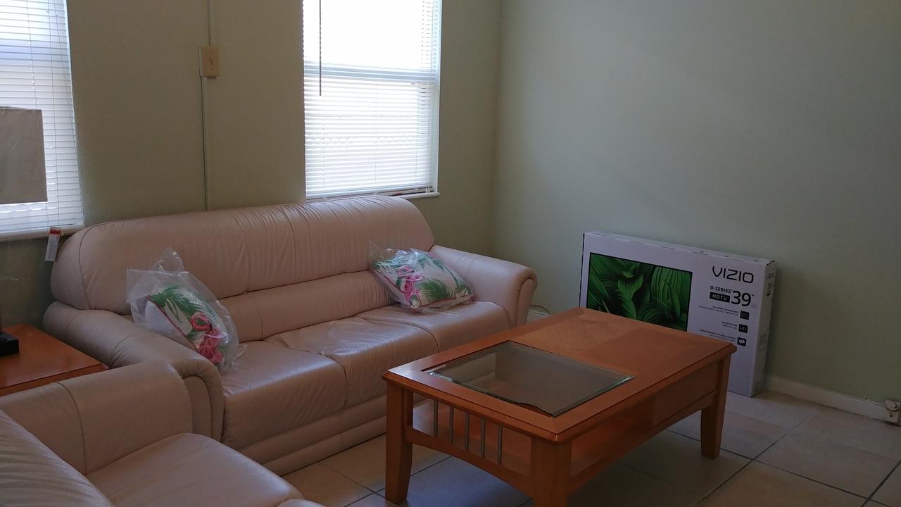 The Holiday Court Villas And Suites - thumb 7