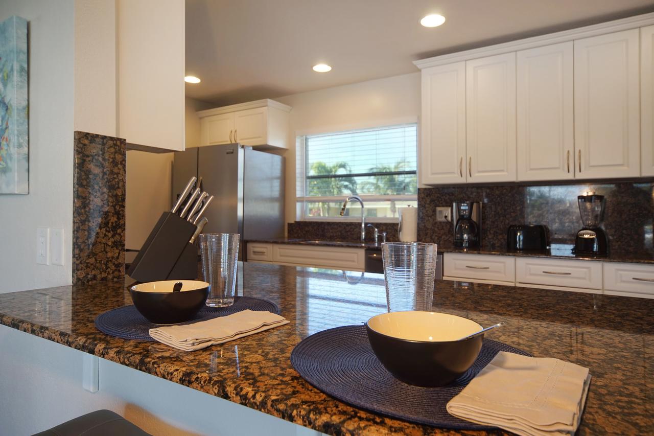 Majestic Palms - thumb 1