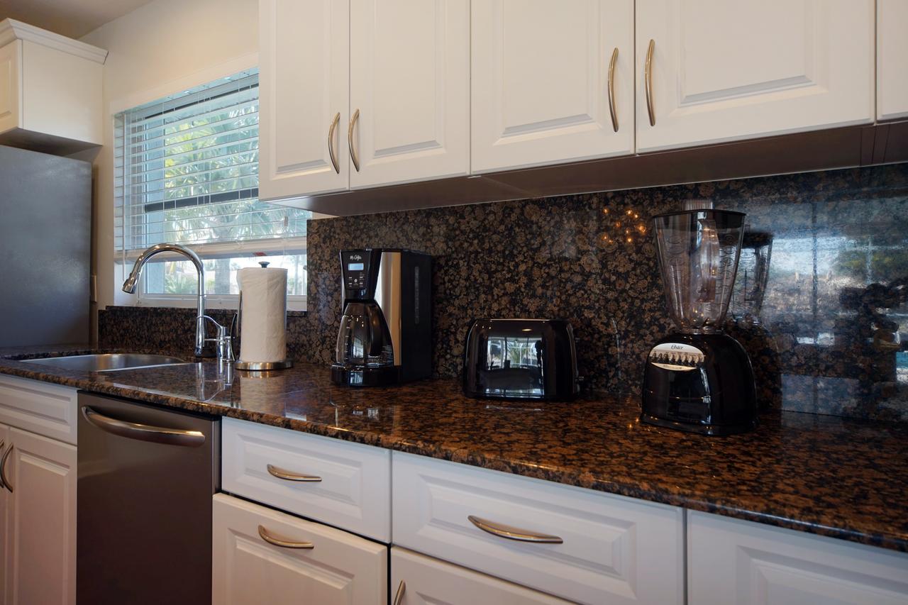 Majestic Palms - thumb 33