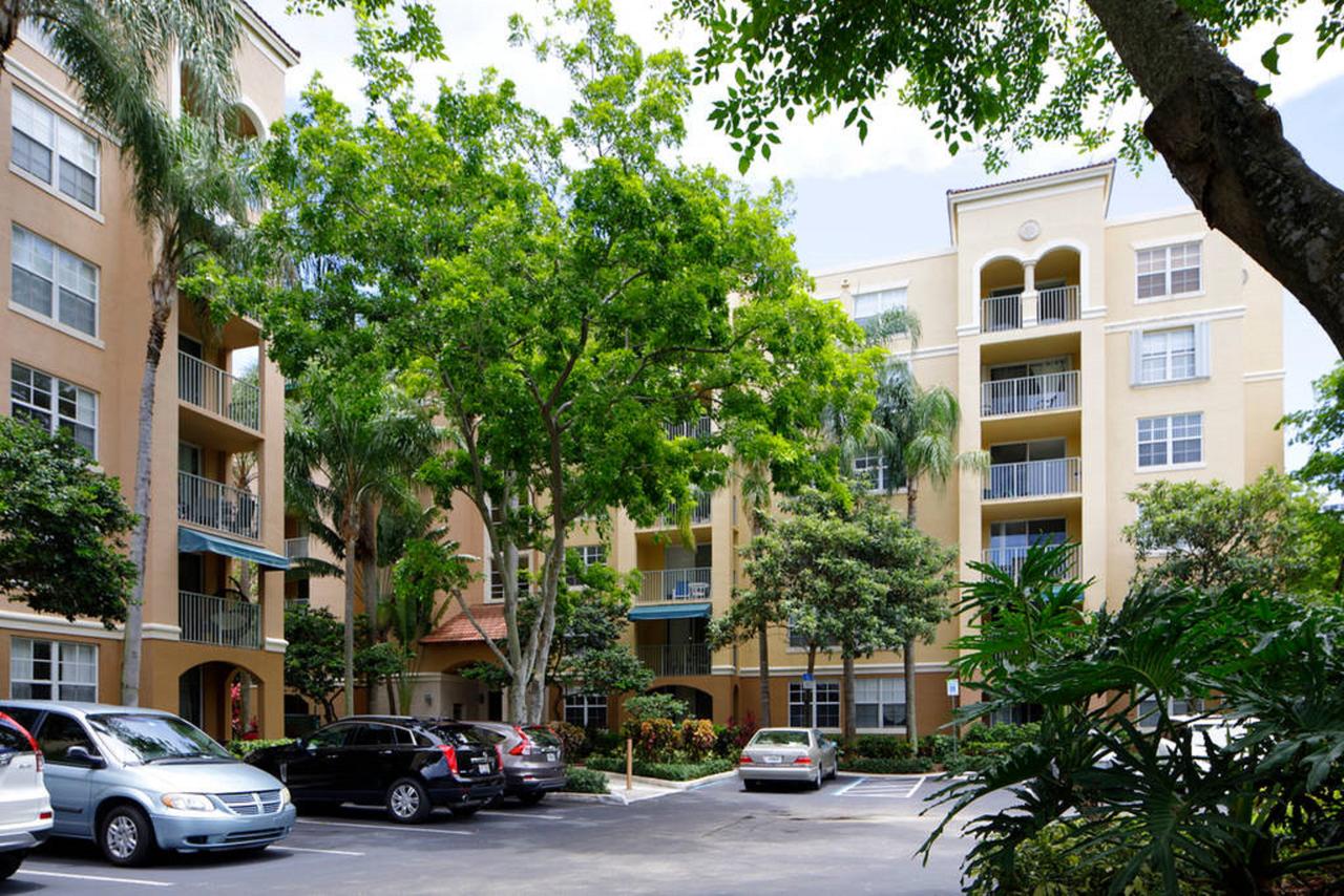 8-202 Yacht Club - New. Great 3 Bedroom. 2 Min To Aventura Mall - thumb 32