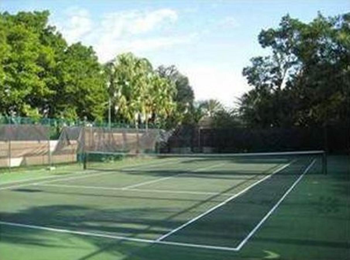 8-202 Yacht Club - New. Great 3 Bedroom. 2 Min To Aventura Mall - thumb 38