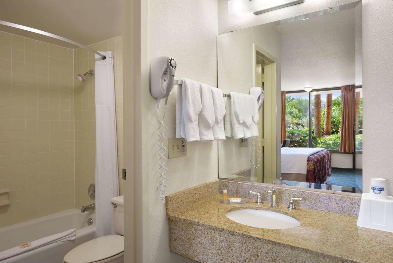 Days Inn By Wyndham Orlando Conv. Center/International Dr - thumb 29