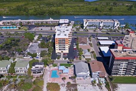 Townhouse At San Remo - thumb 32