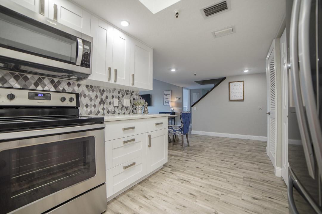 Townhouse At San Remo - thumb 8