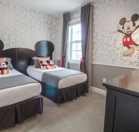 8 Bedroom Vacation Home with Pool 1855 - Students Accommodation