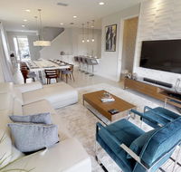 6 Bedroom Vacation Home with Pool 1865 - Students Accommodation