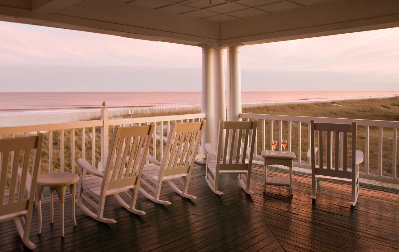 Elizabeth Pointe Lodge - thumb 0