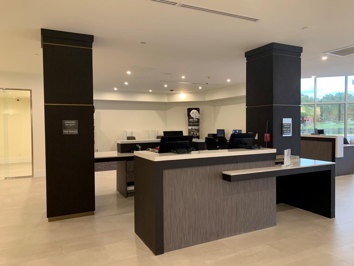 Crowne Plaza Orlando - Lake Buena Vista - thumb 4