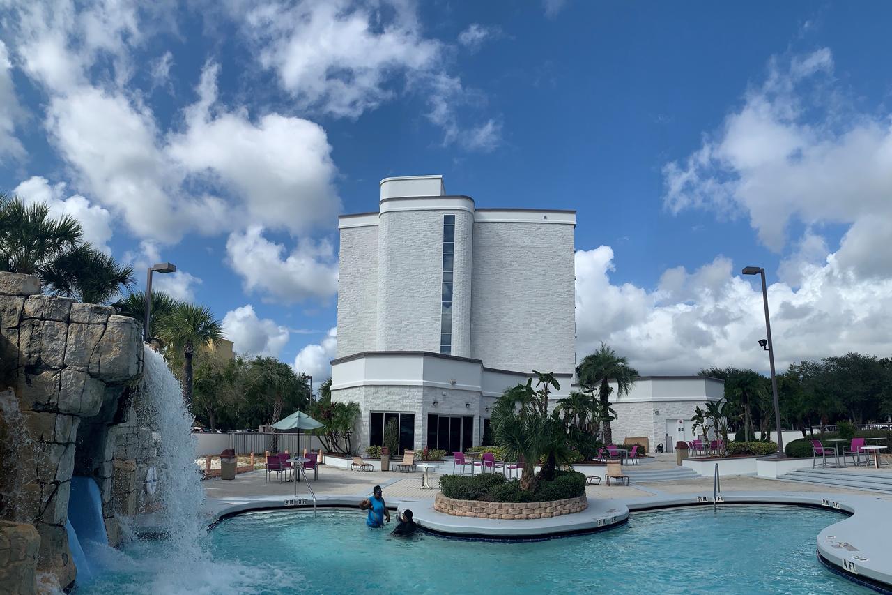Crowne Plaza Orlando - Lake Buena Vista - thumb 1