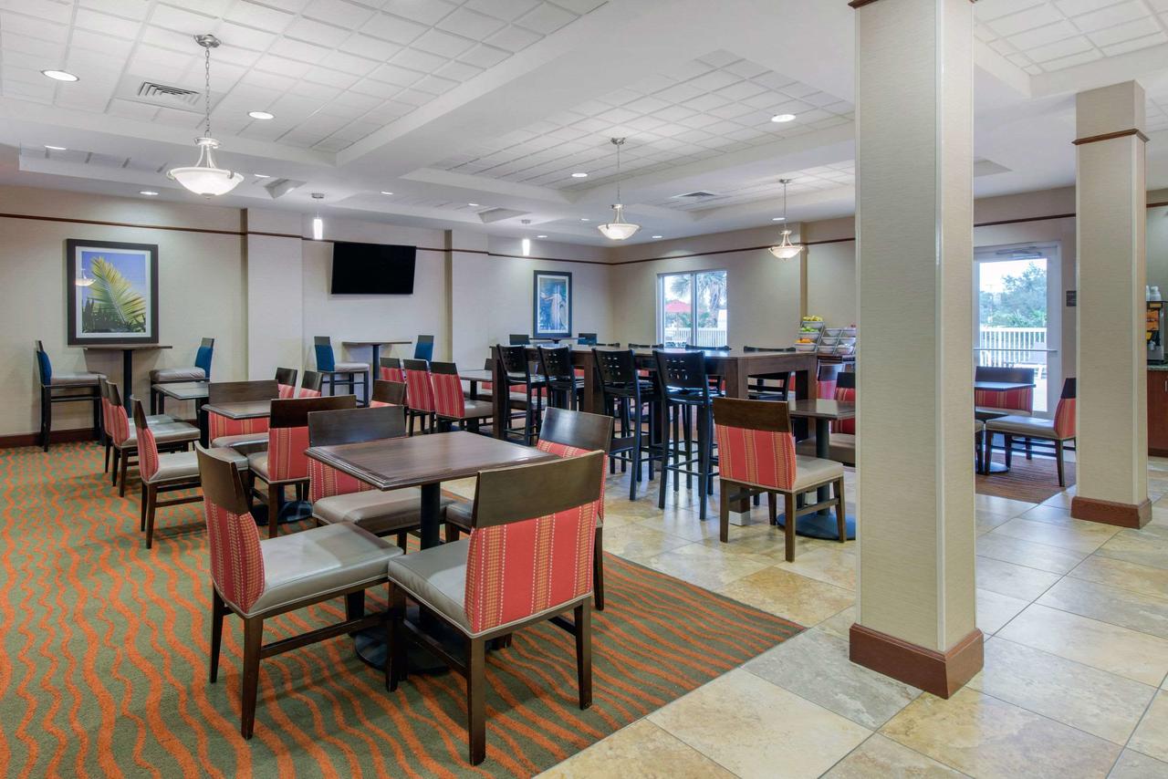 Comfort Suites Sarasota-Siesta Key - thumb 26