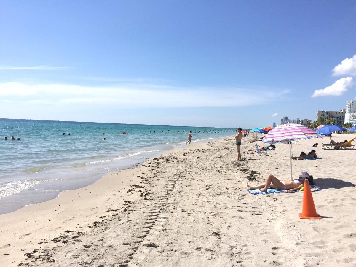 Amazing Two-Bedroom Apartment Next To The Beach - thumb 18