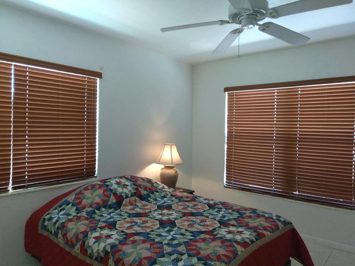 Amazing Two-Bedroom Apartment Next To The Beach - thumb 8