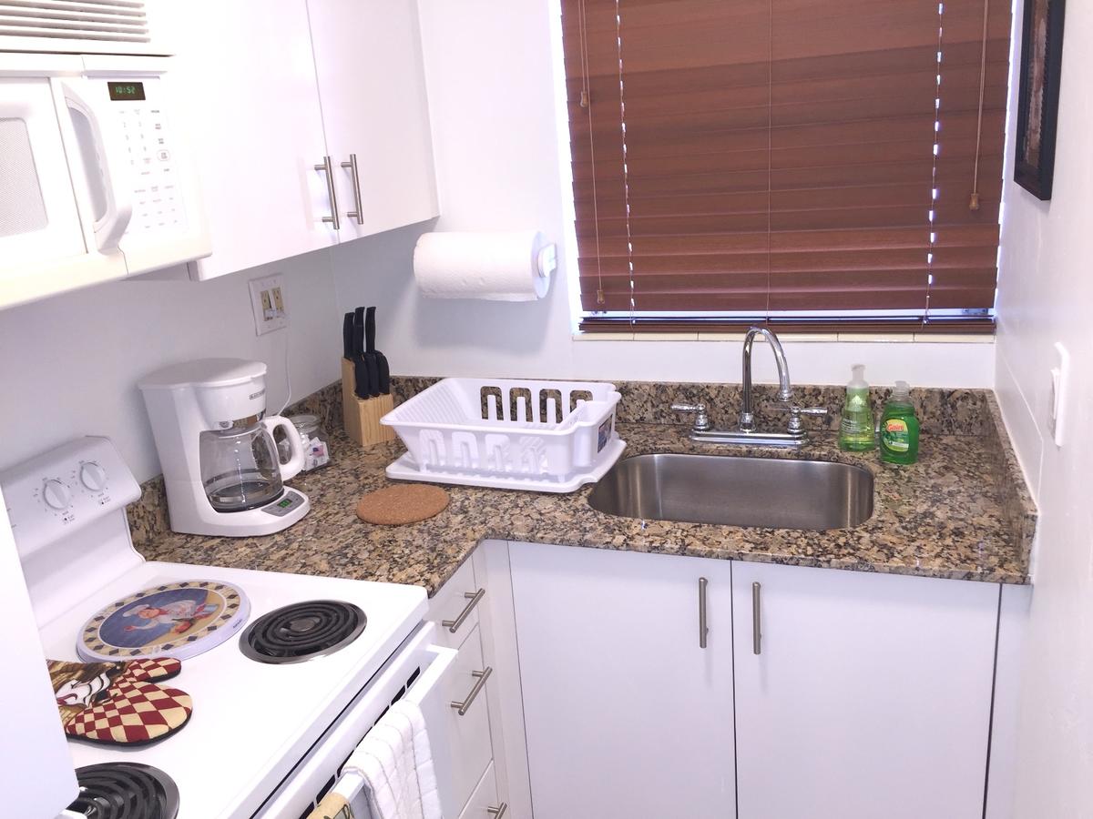 Amazing Two-Bedroom Apartment Next To The Beach - thumb 4