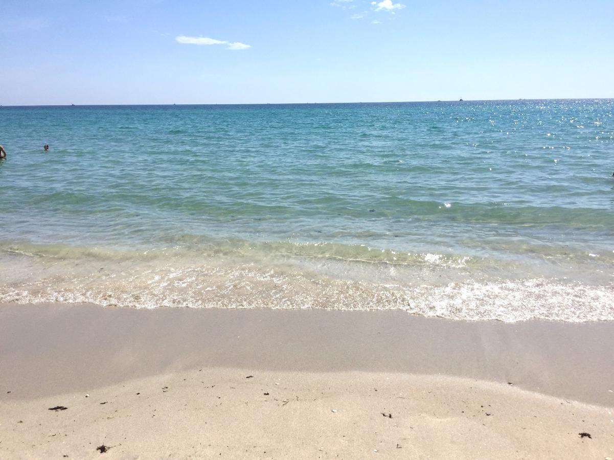 Amazing Two-Bedroom Apartment Next To The Beach - thumb 19