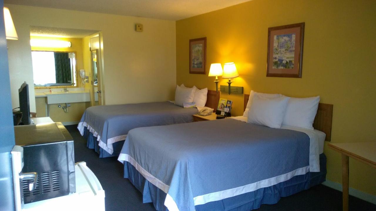 Days Inn & Suites By Wyndham Davenport - thumb 9