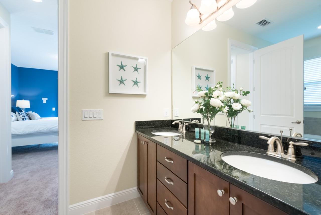 8 Bedroom Vacation Home With Pool (1851) - thumb 17