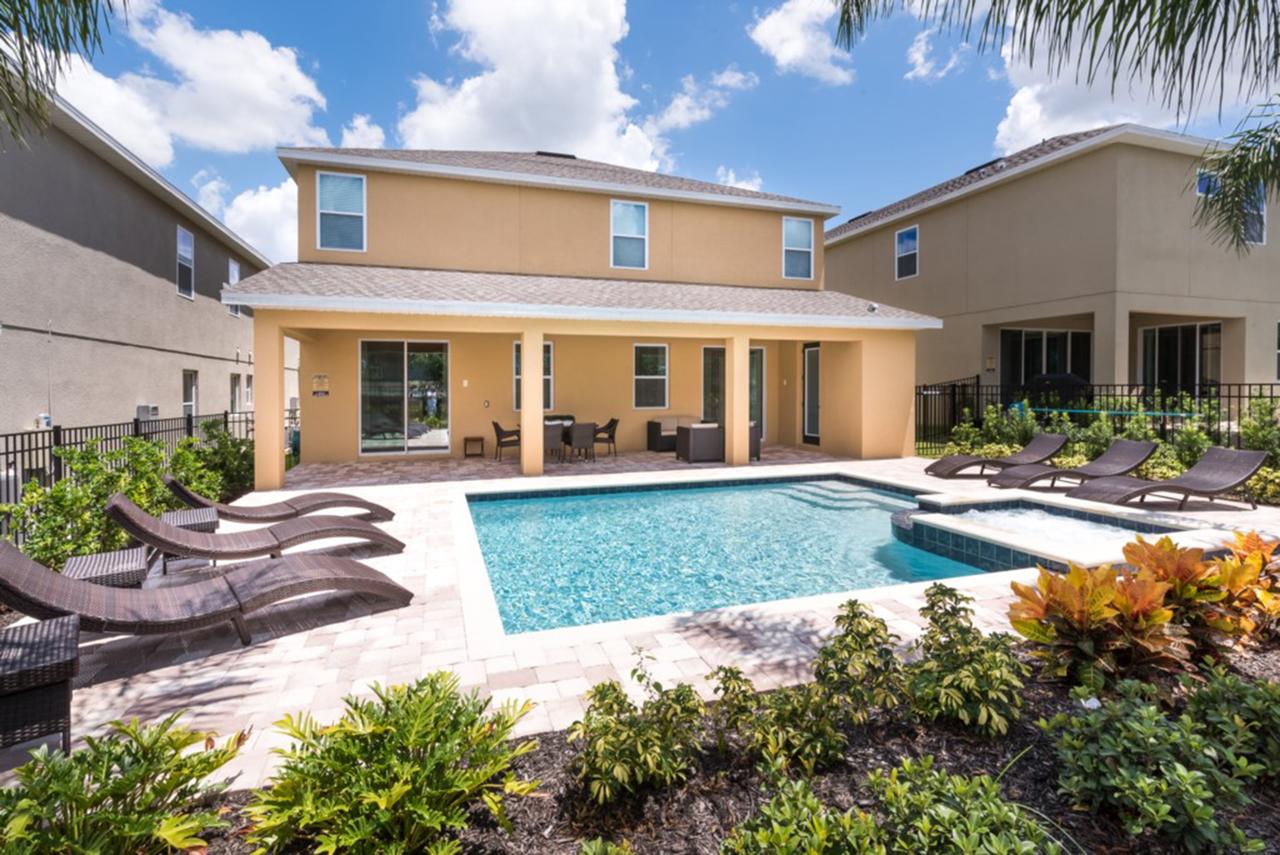 8 Bedroom Vacation Home With Pool (1851) - thumb 7