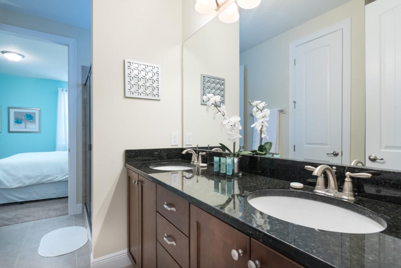 8 Bedroom Vacation Home With Pool (1851) - thumb 20