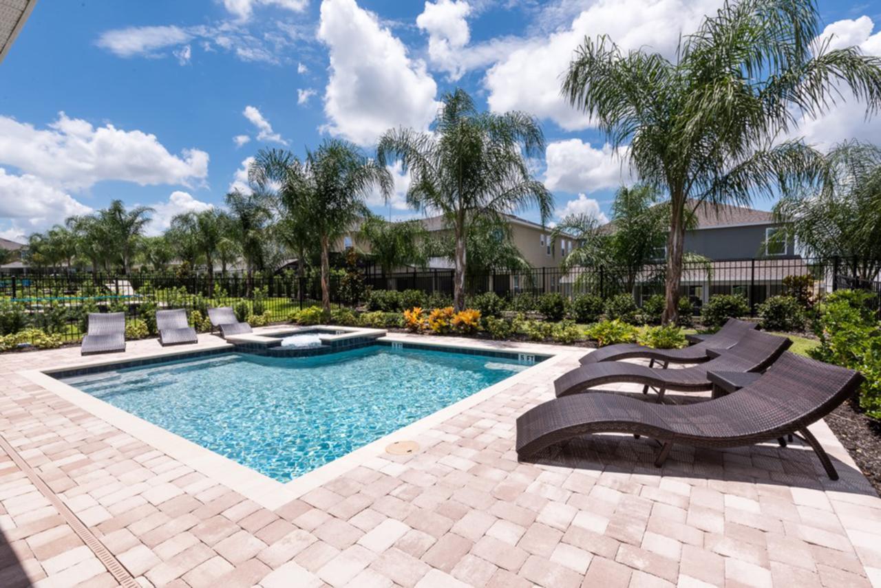 8 Bedroom Vacation Home With Pool (1851) - thumb 3