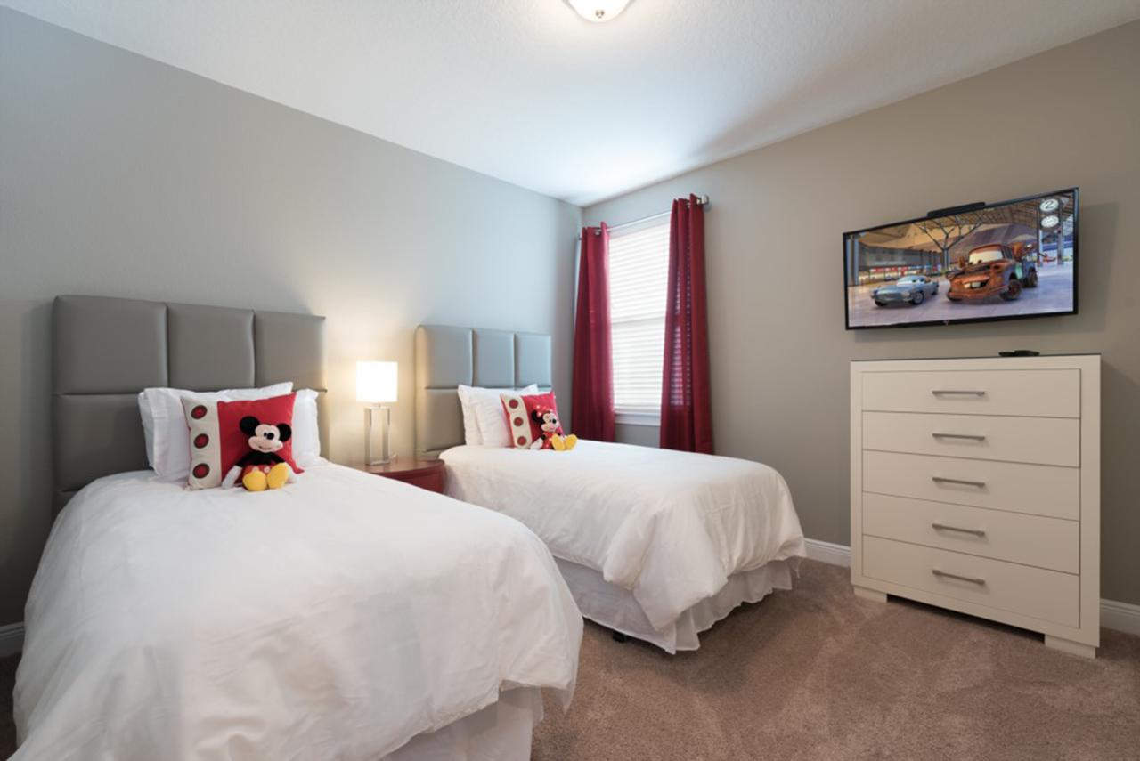 8 Bedroom Vacation Home With Pool (1851) - thumb 31