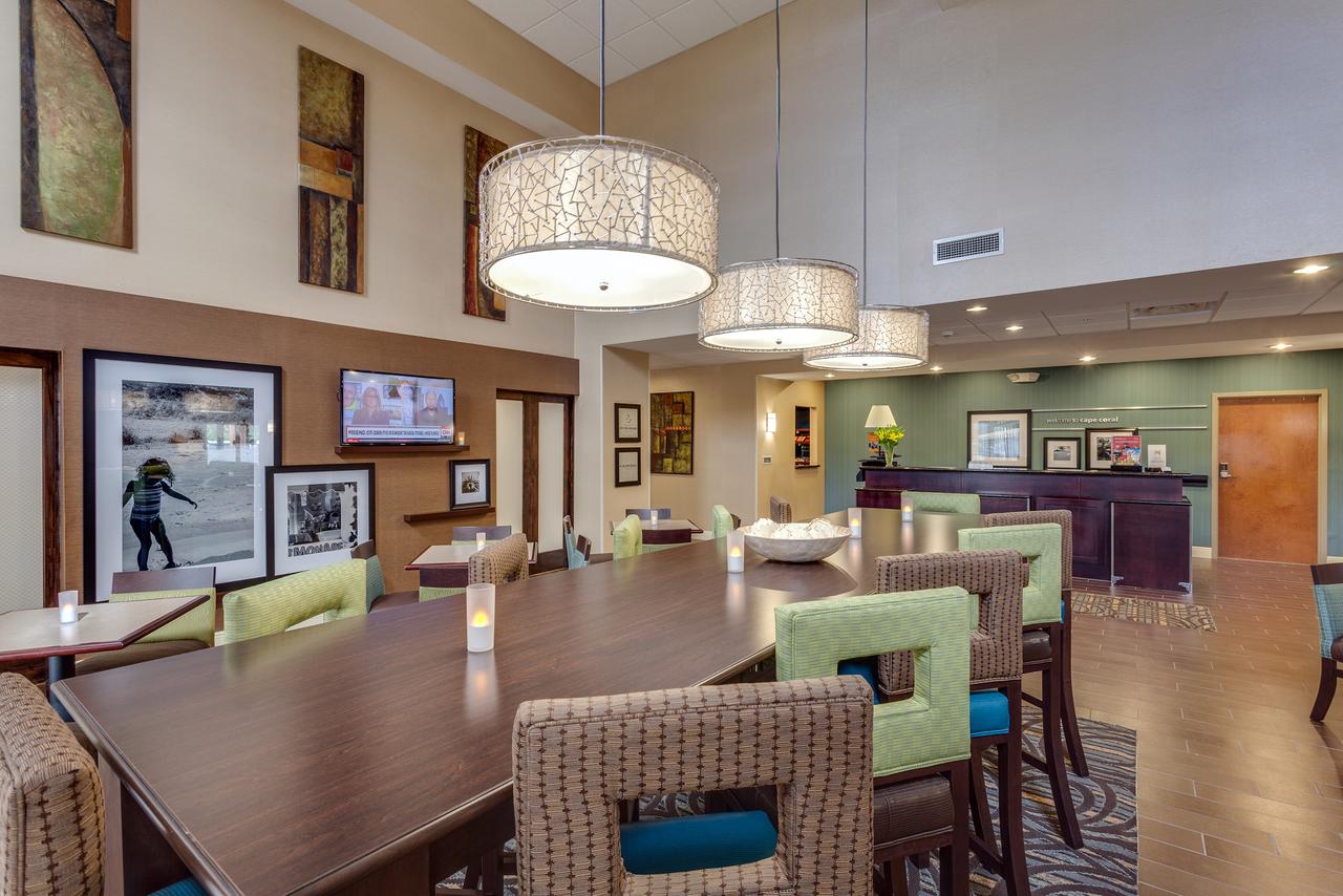 Hampton Inn & Suites Cape Coral / Fort Myers - thumb 4