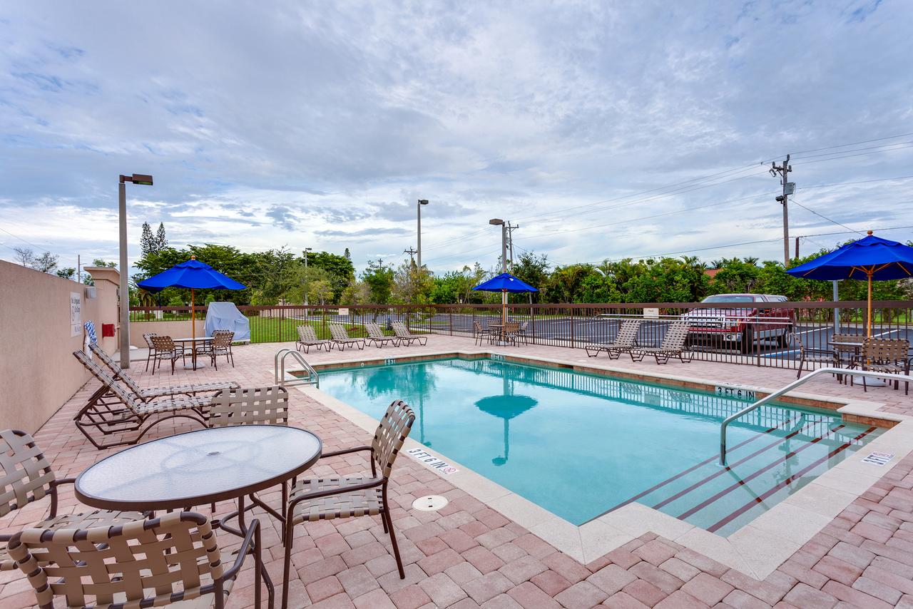 Hampton Inn & Suites Cape Coral / Fort Myers - thumb 2