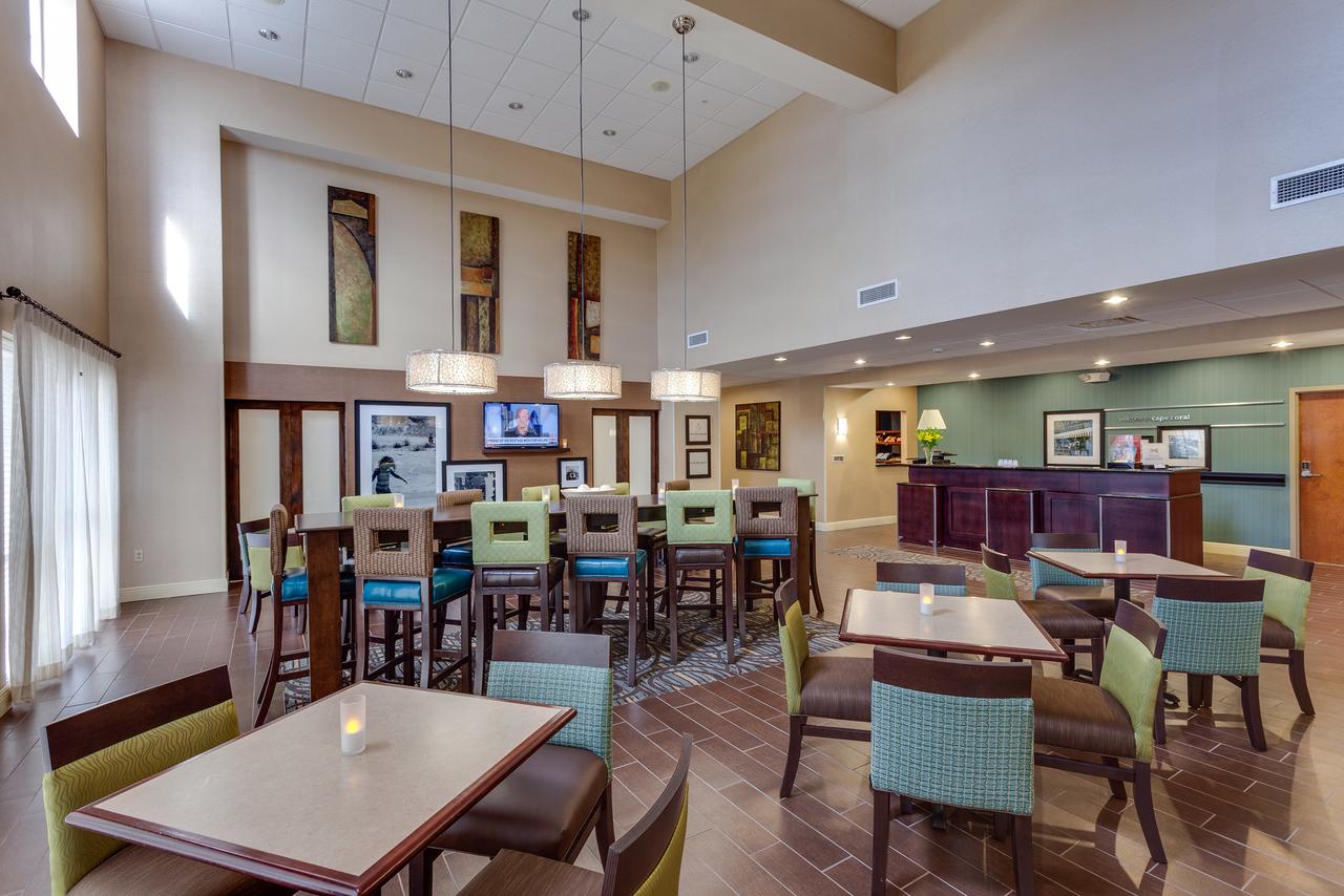 Hampton Inn & Suites Cape Coral / Fort Myers - thumb 3