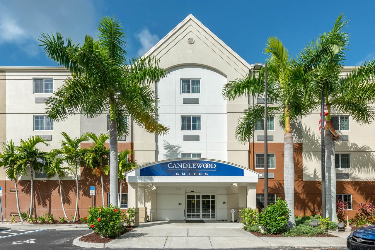 Candlewood Suites Fort Myers/Sanibel Gateway - thumb 23