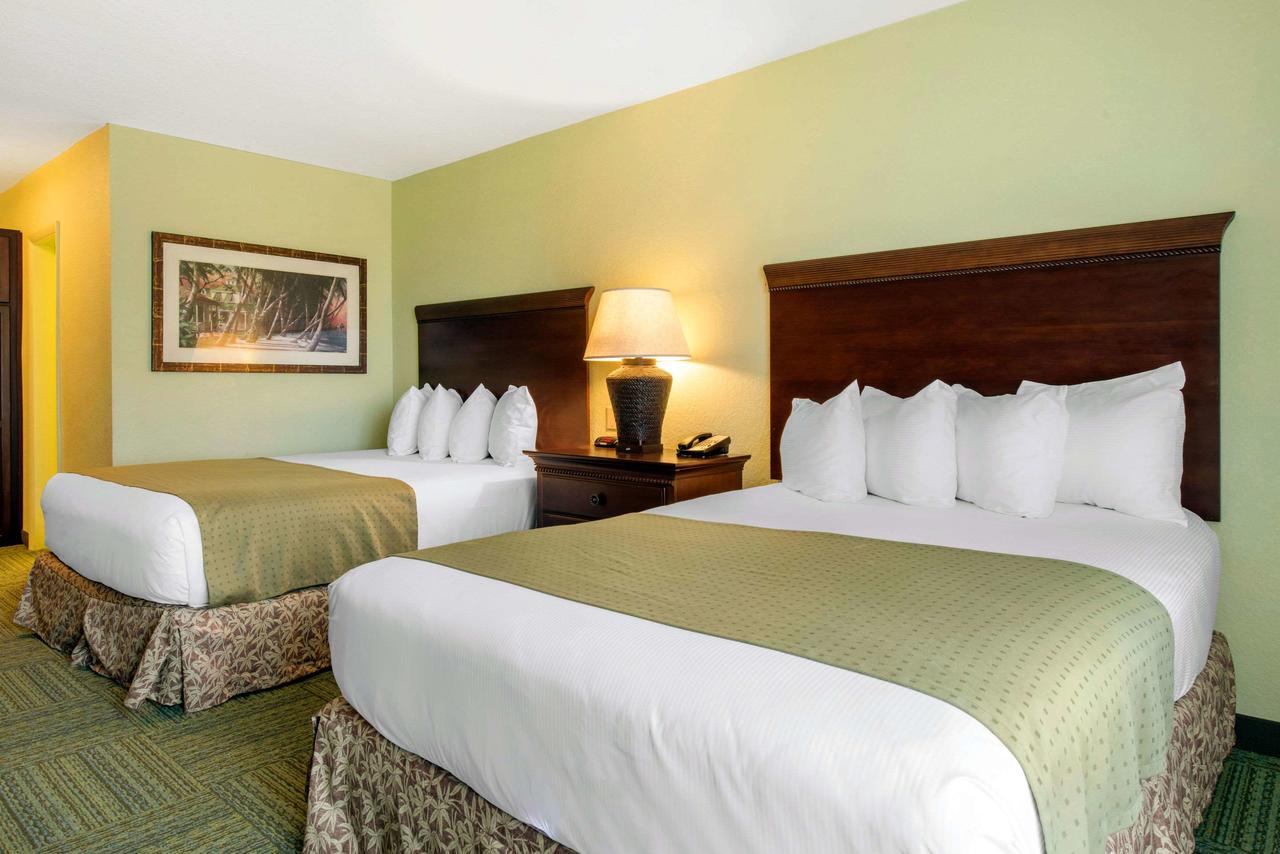 Treasure Bay Resort & Marina - thumb 37