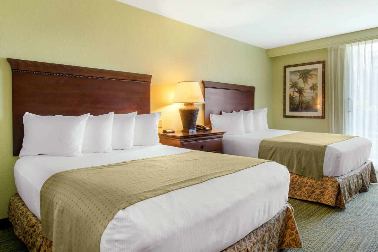 Treasure Bay Resort & Marina - thumb 29