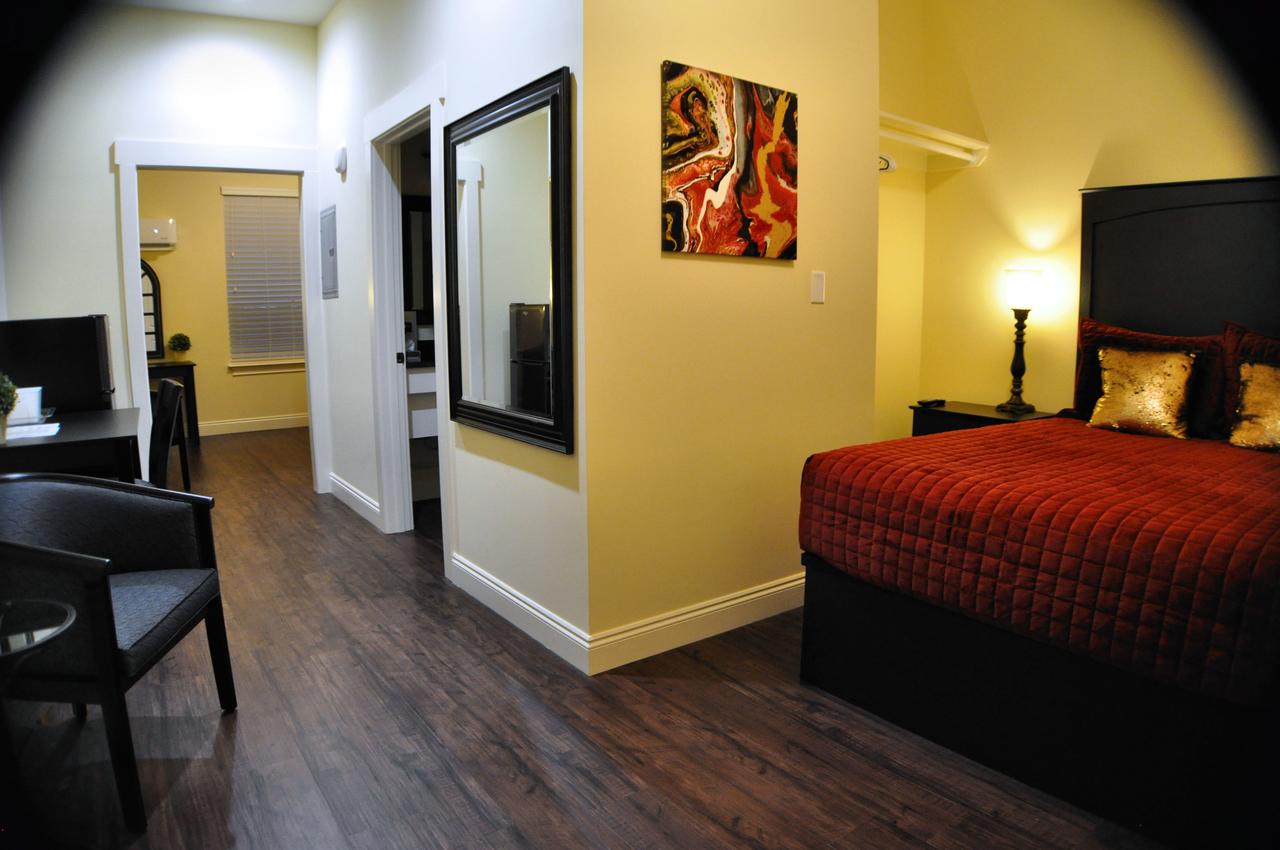 30-A Inn & Suites - thumb 3