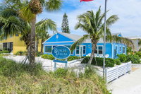 A House on Siesta Beach by Beachside Management USA Accommodation