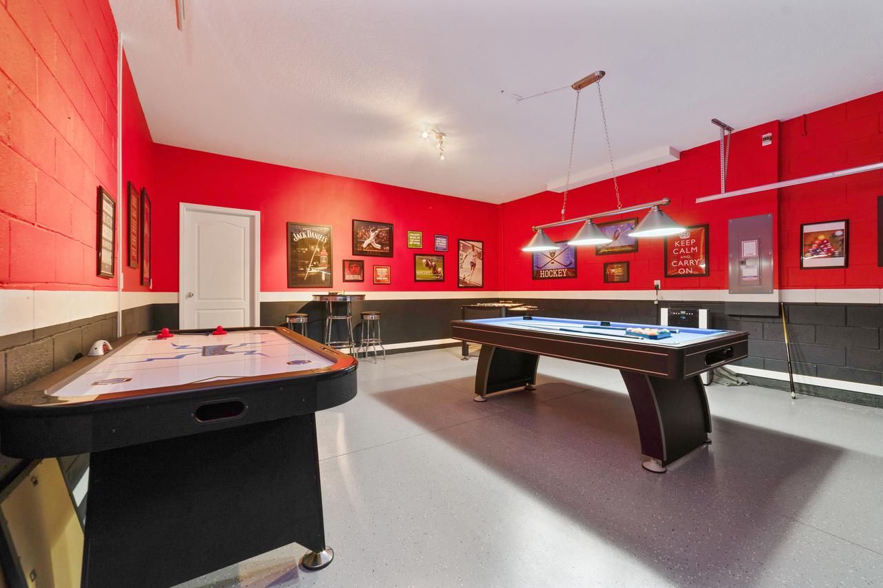 Luxury Pool Homes @ Solterra - Game Rooms, Lazy River & More - Close To Disney - thumb 13