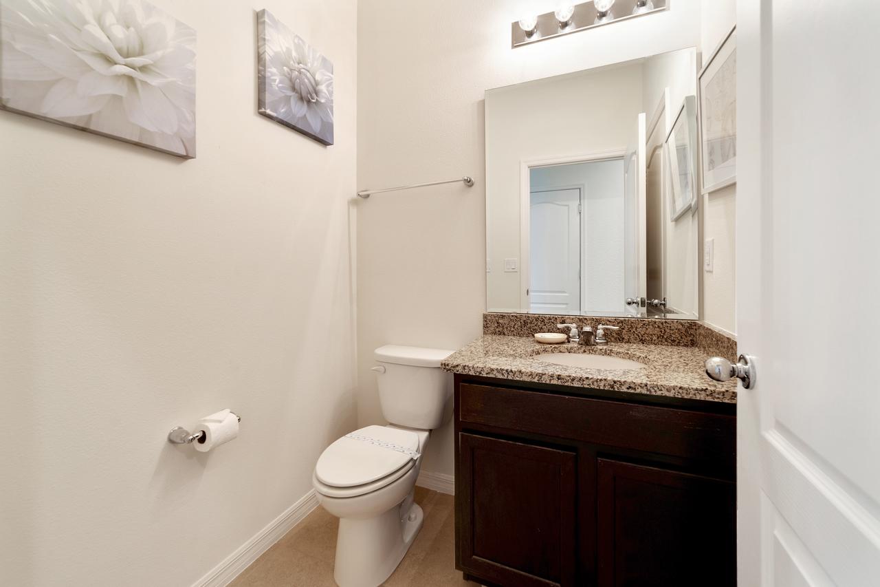 Luxury Pool Homes @ Solterra - Game Rooms, Lazy River & More - Close To Disney - thumb 15