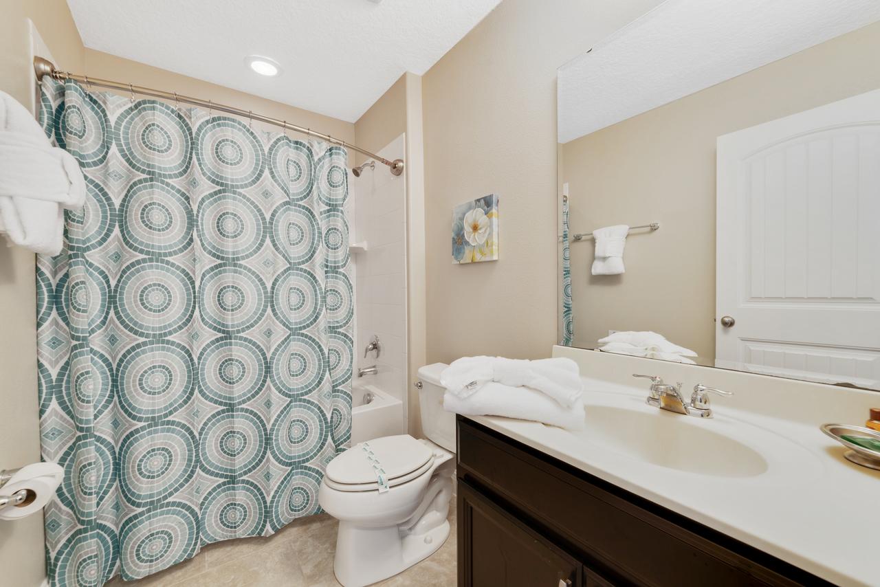 Luxury Pool Homes @ Solterra - Game Rooms, Lazy River & More - Close To Disney - thumb 31