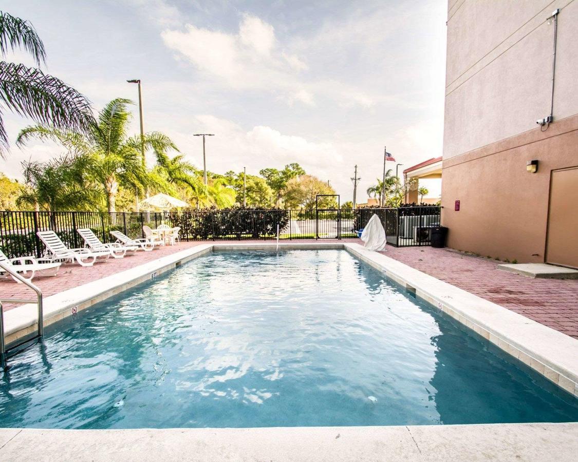 Sleep Inn Fort Pierce I-95 - thumb 9