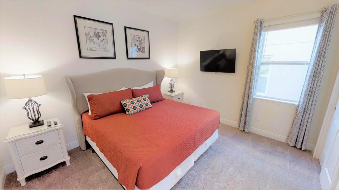 8 Bedroom Vacation Home With Pool (1760) - thumb 33