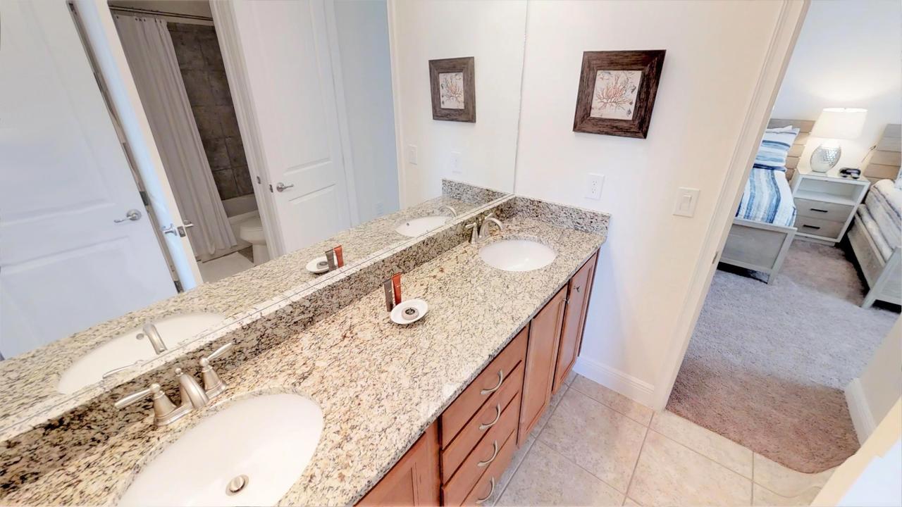 8 Bedroom Vacation Home With Pool (1760) - thumb 23