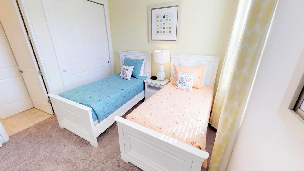 8 Bedroom Vacation Home With Pool (1760) - thumb 31