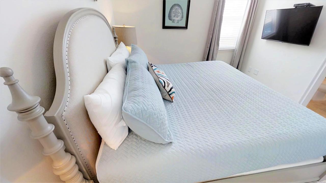 8 Bedroom Vacation Home With Pool (1760) - thumb 42