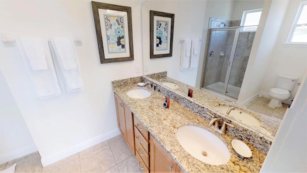 8 Bedroom Vacation Home With Pool (1760) - thumb 16