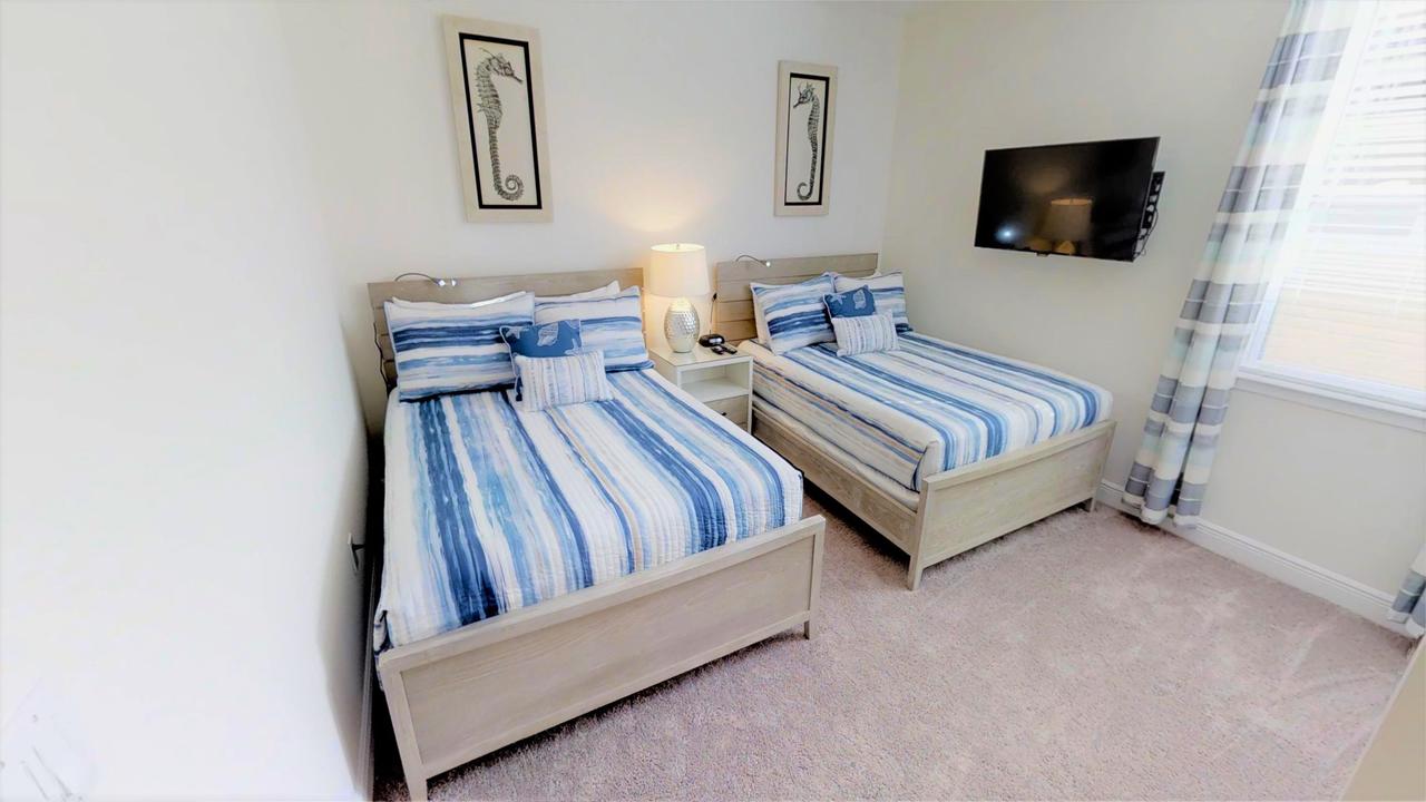 8 Bedroom Vacation Home With Pool (1760) - thumb 36