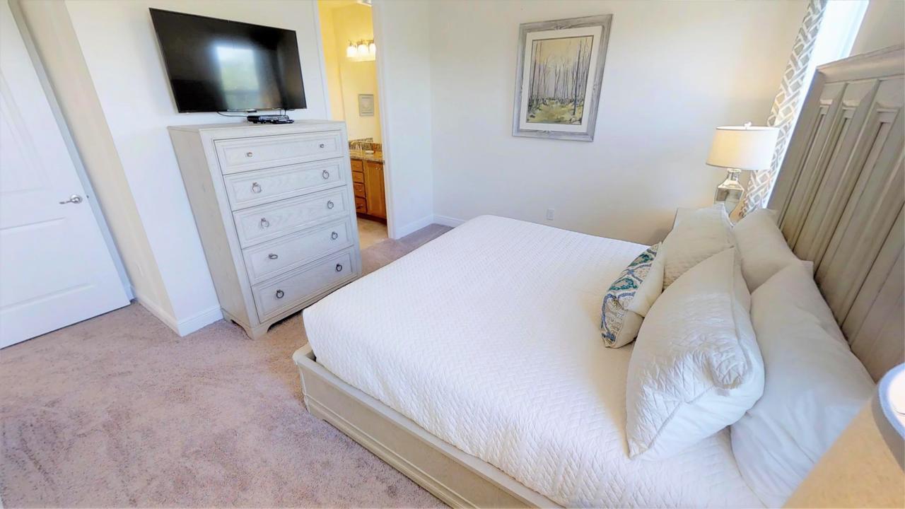 8 Bedroom Vacation Home With Pool (1760) - thumb 21