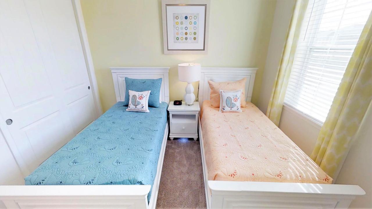 8 Bedroom Vacation Home With Pool (1760) - thumb 30