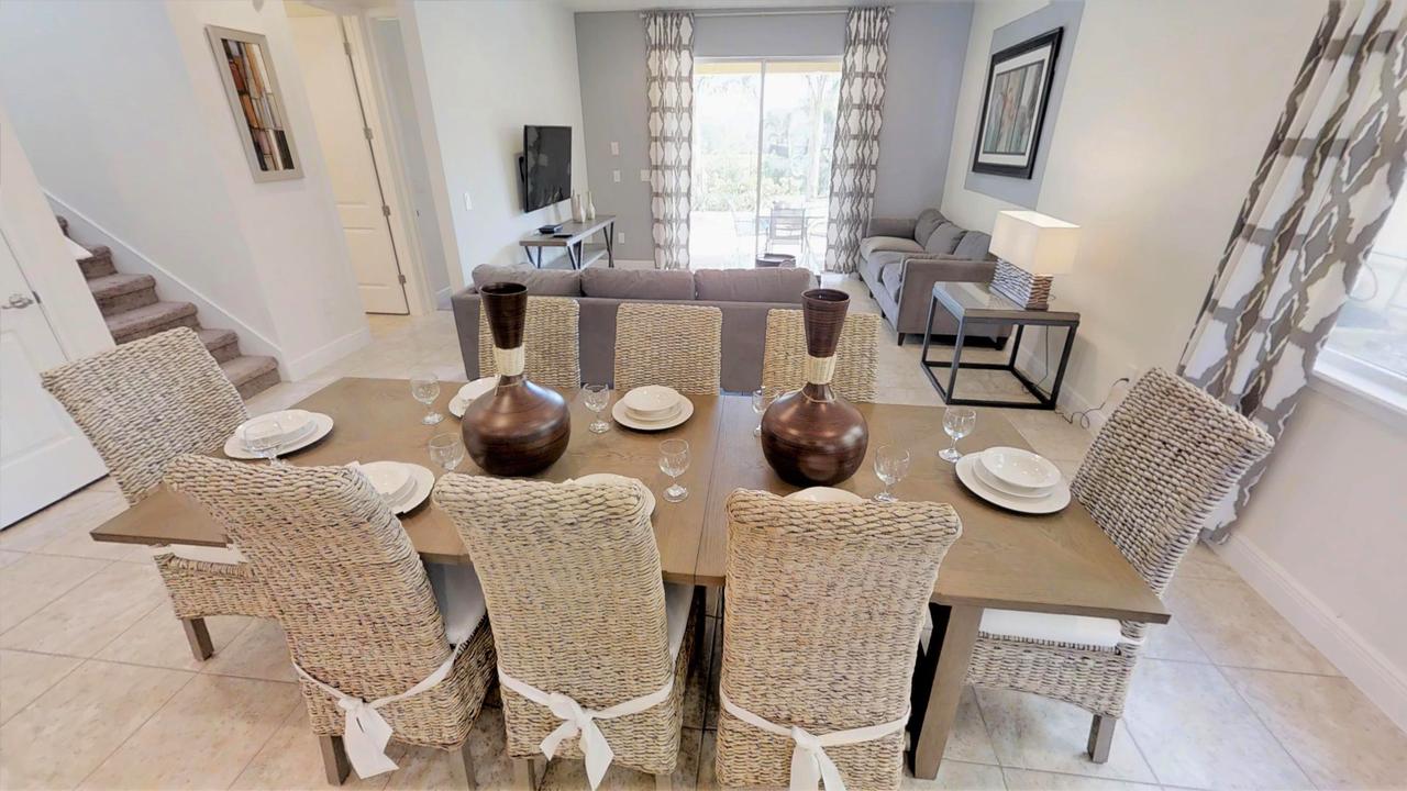 8 Bedroom Vacation Home With Pool (1760) - thumb 7