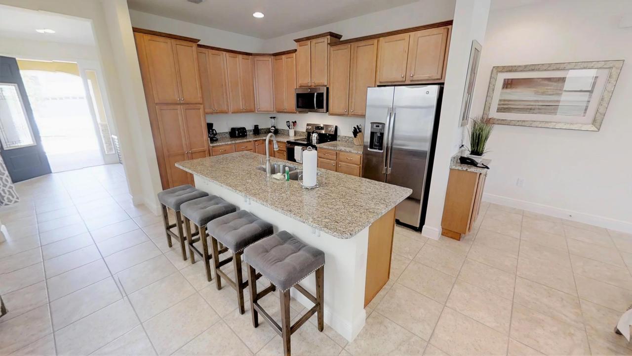 8 Bedroom Vacation Home With Pool (1760) - thumb 5