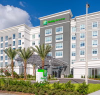 Holiday Inn  Suites Orlando I-Drive S - Tourism Bookings